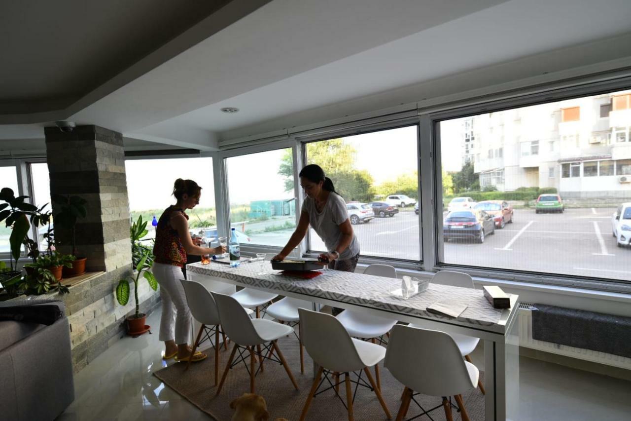 コンスタンツァOzana Apartamentアパートメント エクステリア 写真