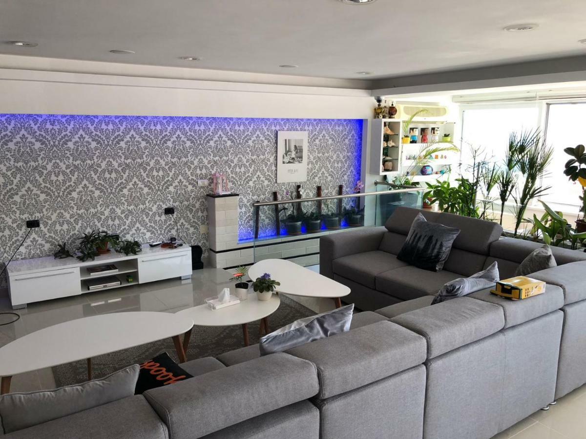 コンスタンツァOzana Apartamentアパートメント エクステリア 写真