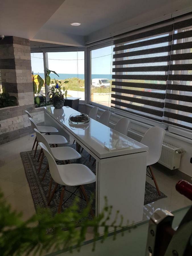 コンスタンツァOzana Apartamentアパートメント エクステリア 写真