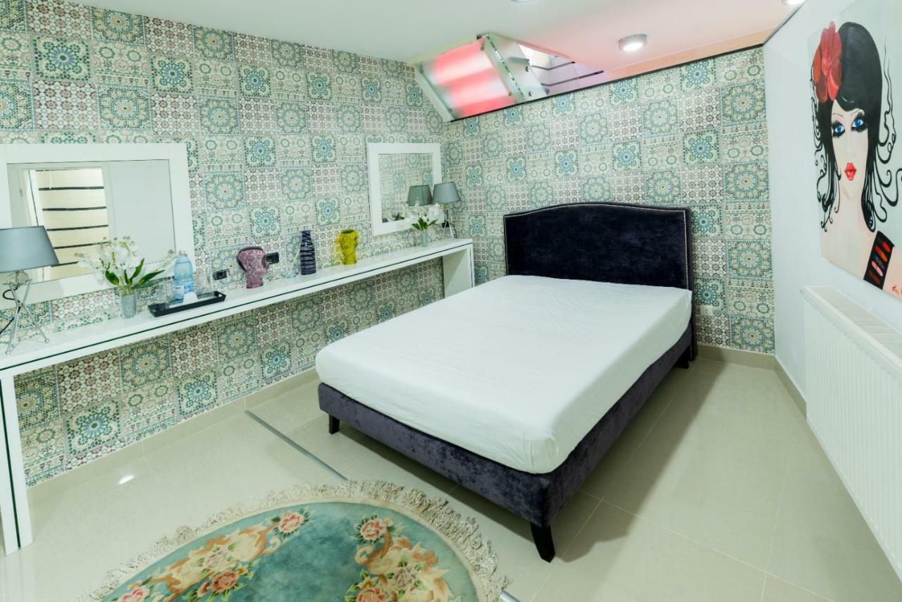コンスタンツァOzana Apartamentアパートメント エクステリア 写真